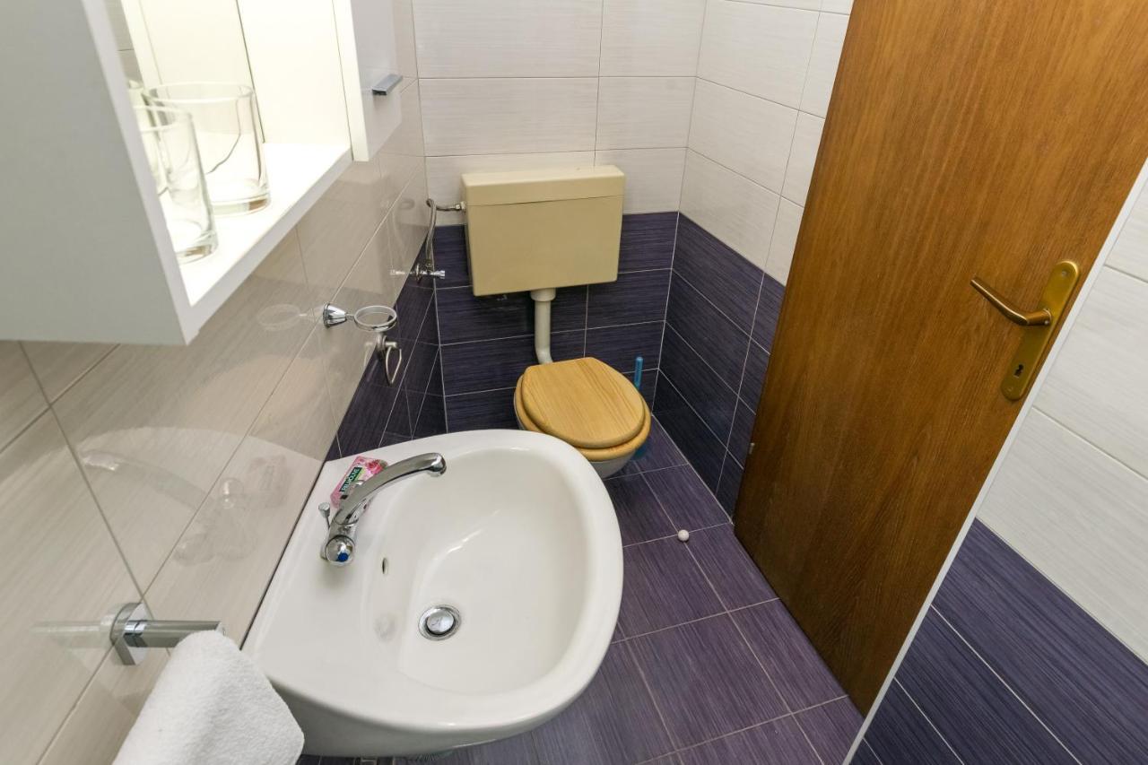 Pansion Alen - Dugi Otok Bed & Breakfast Luka  Bagian luar foto