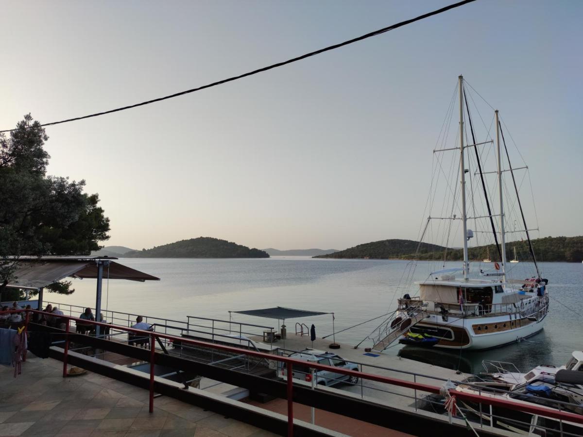 Pansion Alen - Dugi Otok Bed & Breakfast Luka  Bagian luar foto