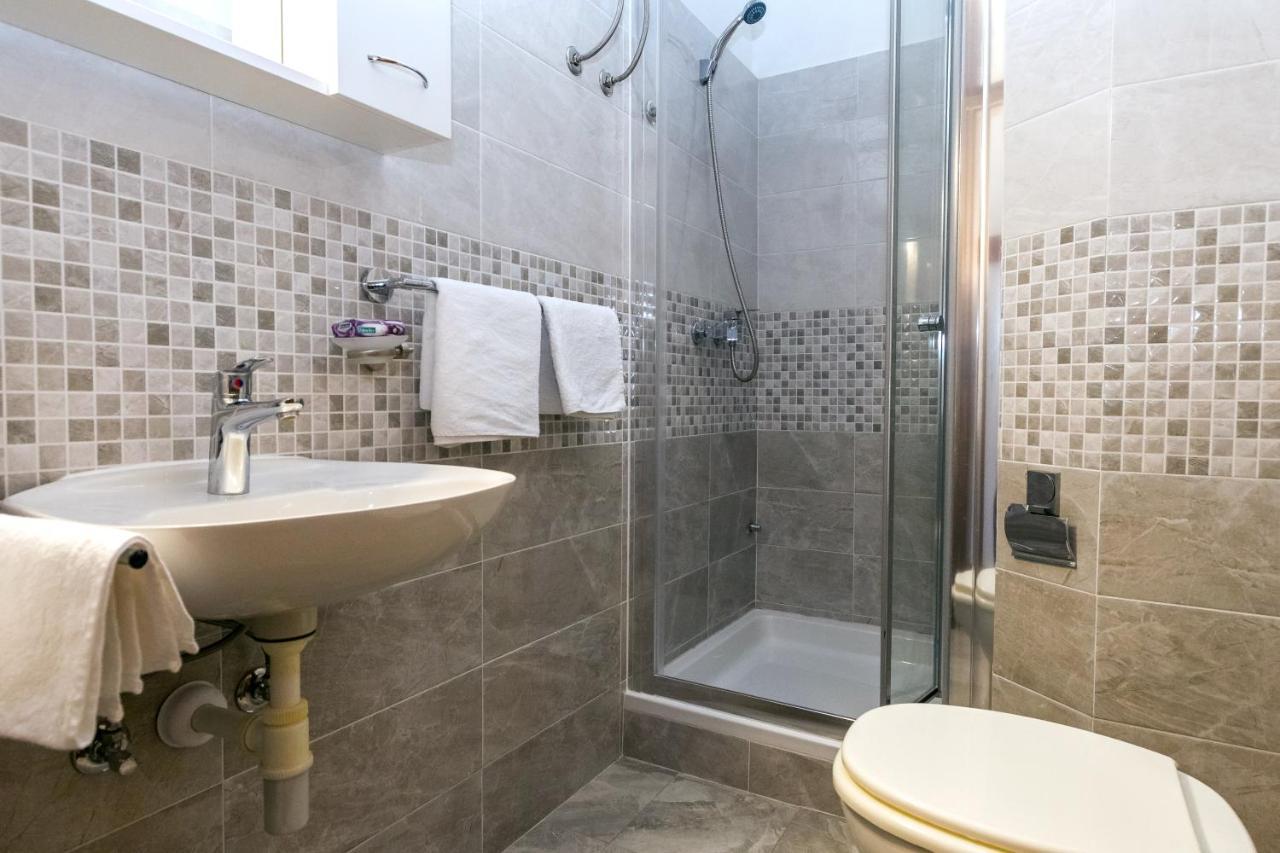 Pansion Alen - Dugi Otok Bed & Breakfast Luka  Bagian luar foto