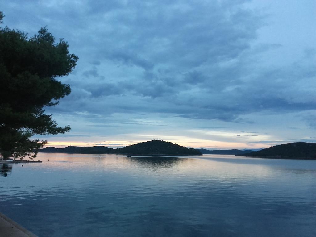 Pansion Alen - Dugi Otok Bed & Breakfast Luka  Bagian luar foto