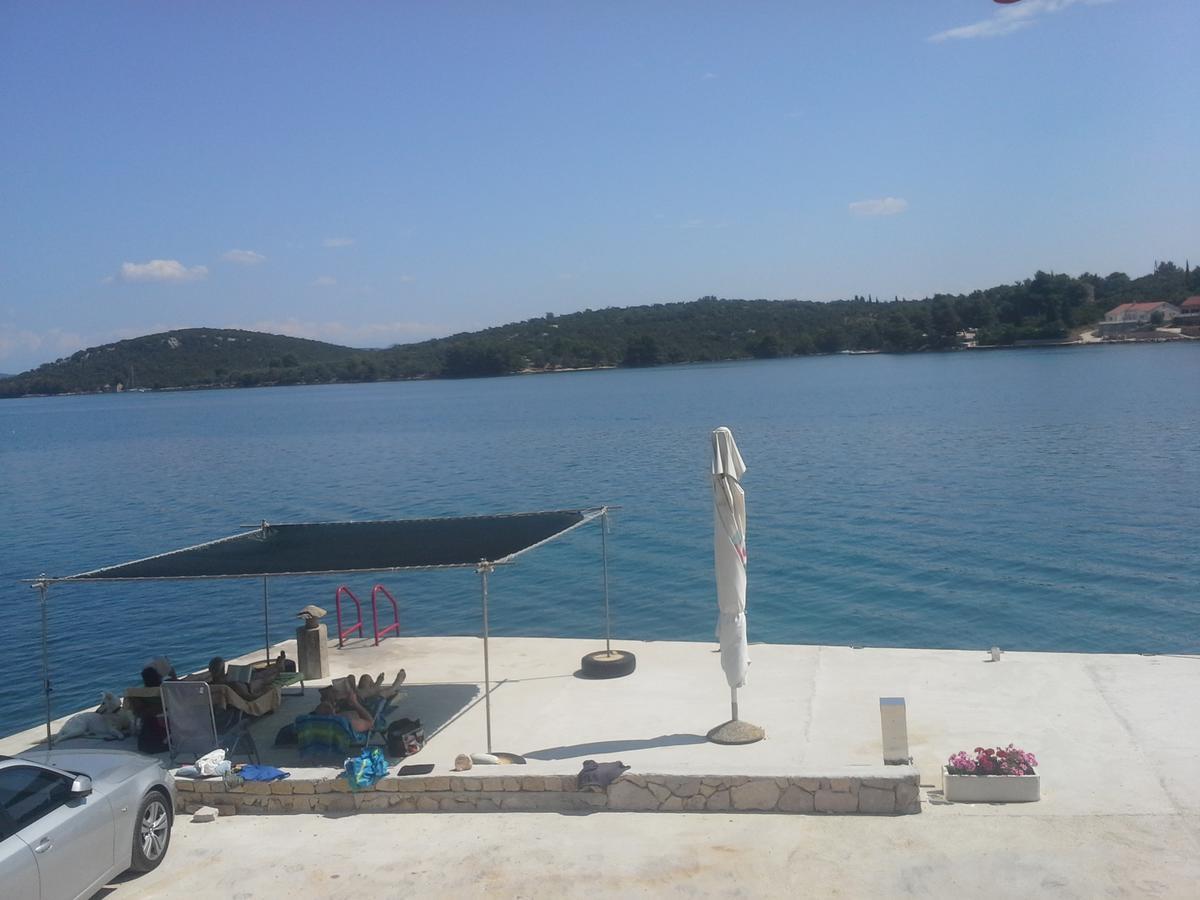 Pansion Alen - Dugi Otok Bed & Breakfast Luka  Bagian luar foto